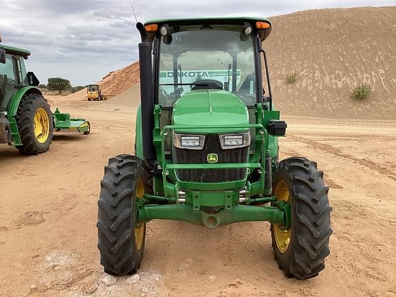 Image of John Deere 5075E equipment image 3