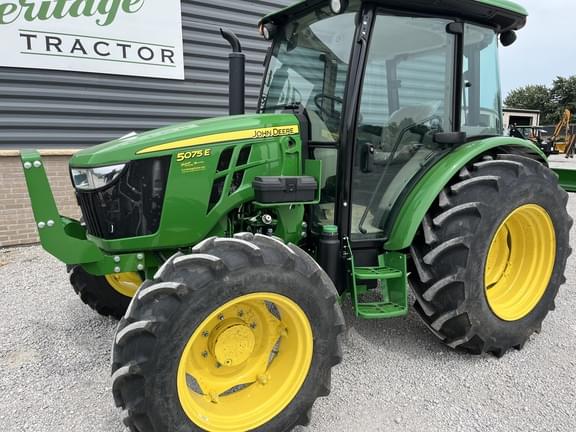 Image of John Deere 5075E equipment image 2