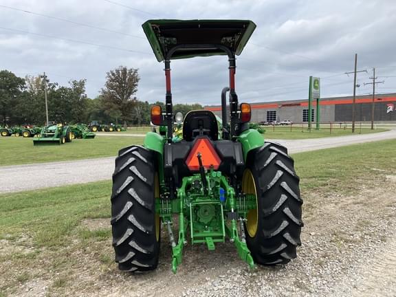 Image of John Deere 5075E equipment image 3