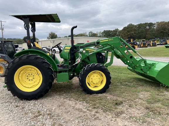Main image John Deere 5075E
