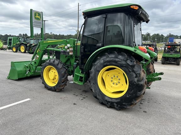 Image of John Deere 5075E equipment image 4