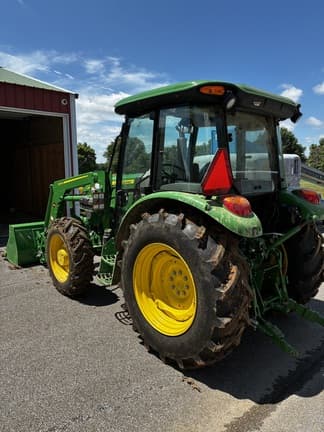 Image of John Deere 5075E equipment image 1