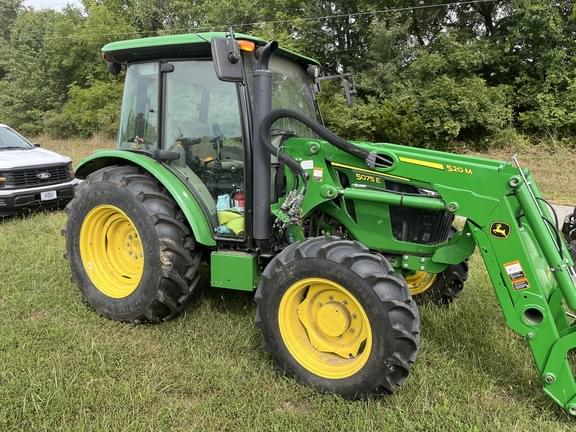Image of John Deere 5075E equipment image 4