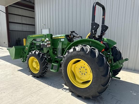 Image of John Deere 5075E equipment image 4