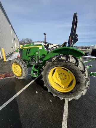 Image of John Deere 5075E equipment image 1
