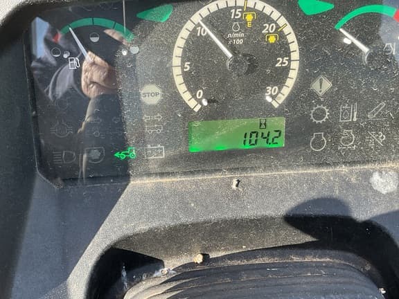 Image of John Deere 5075E equipment image 2