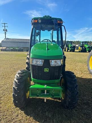 Image of John Deere 5075EN equipment image 2