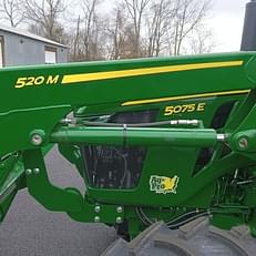 Main image John Deere 5075E 8