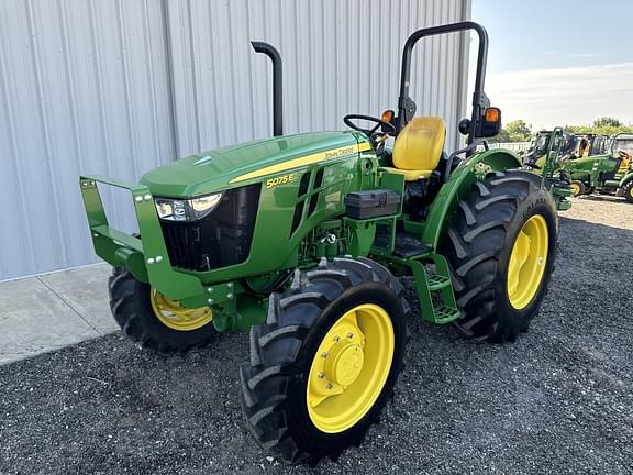 Image of John Deere 5075E equipment image 2