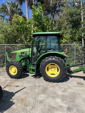 2023 John Deere 5075E Equipment Image0