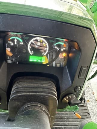 Image of John Deere 5075E equipment image 2