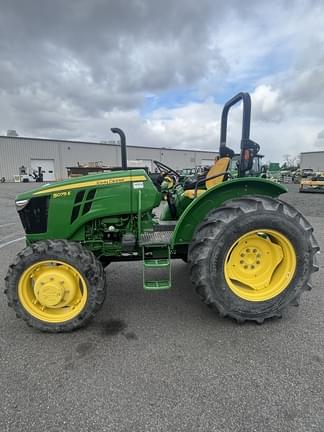 Image of John Deere 5075E Primary image