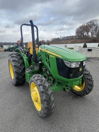 Image of John Deere 5075E equipment image 3