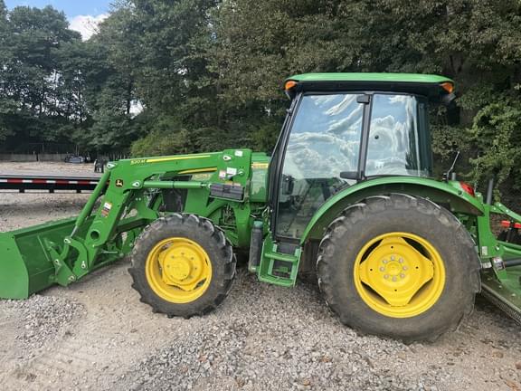 Image of John Deere 5075E equipment image 1