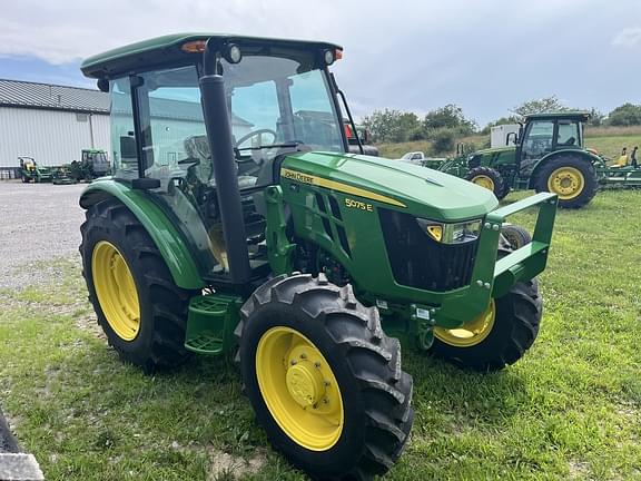 Image of John Deere 5075E Image 1