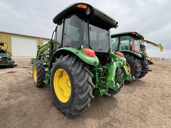 Image of John Deere 5075E equipment image 4