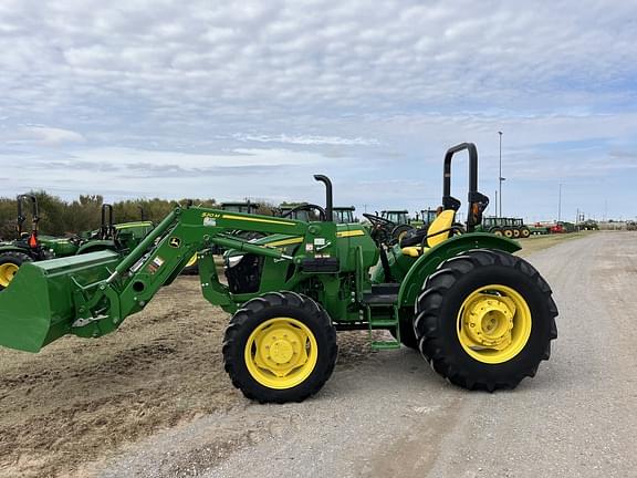 Image of John Deere 5075E equipment image 1