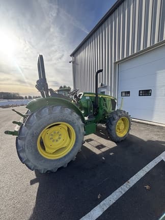 Image of John Deere 5075E equipment image 3