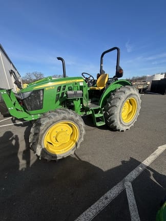 2023 John Deere 5075E Equipment Image0