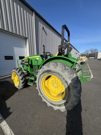 Image of John Deere 5075E equipment image 1