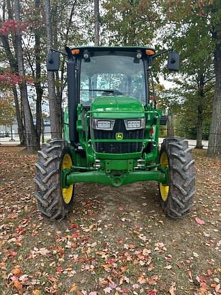 Image of John Deere 5075E equipment image 1