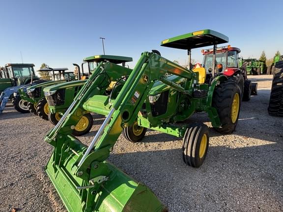Image of John Deere 5075E equipment image 2