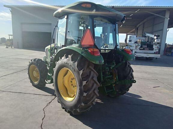 Image of John Deere 5075E equipment image 2