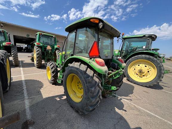 Image of John Deere 5075E equipment image 2