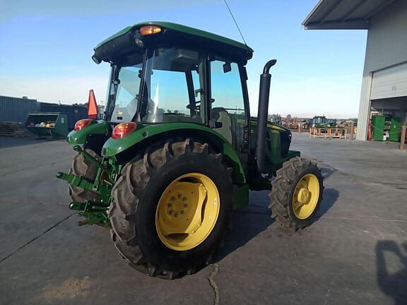 Image of John Deere 5075E equipment image 4