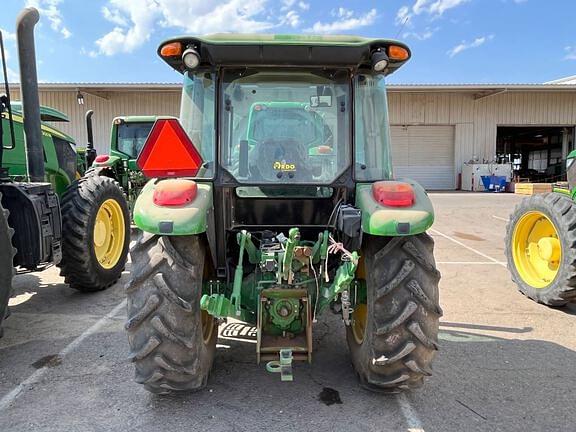 Image of John Deere 5075E equipment image 3