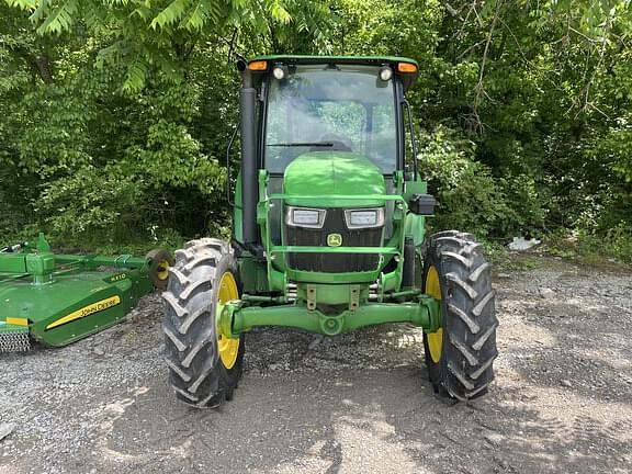 Image of John Deere 5075E equipment image 1