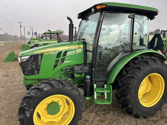 Image of John Deere 5075E Primary image