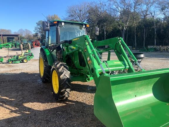 Image of John Deere 5075E equipment image 2