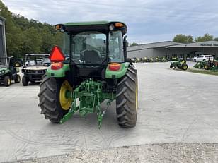 Main image John Deere 5075E 10