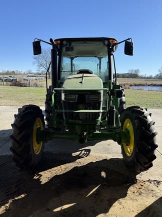Image of John Deere 5075E equipment image 2