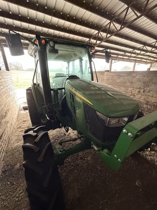 Image of John Deere 5075E equipment image 3
