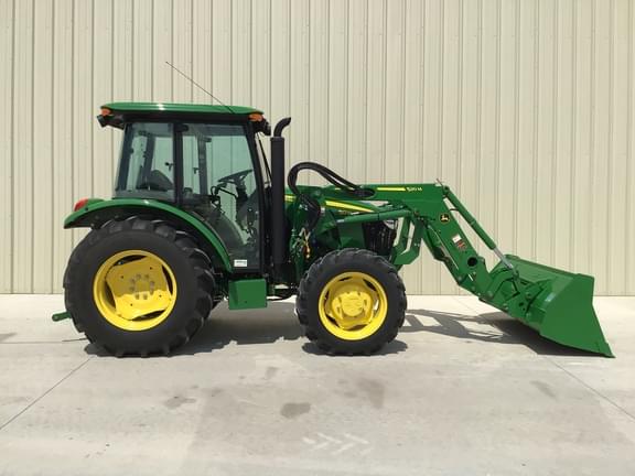 Image of John Deere 5075E equipment image 4