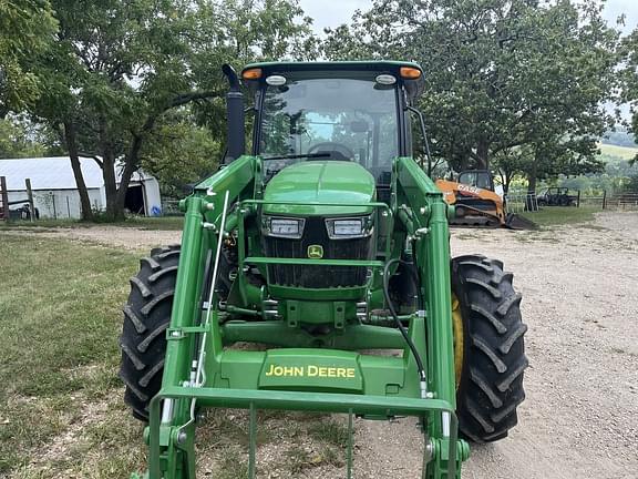 Image of John Deere 5075E equipment image 4