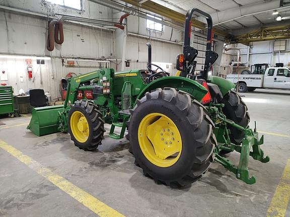 Image of John Deere 5075E equipment image 1