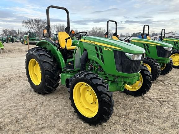 Image of John Deere 5075E Primary image