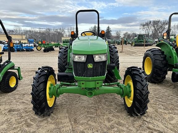 Image of John Deere 5075E equipment image 1