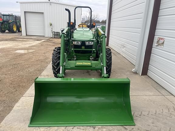 Image of John Deere 5075E equipment image 2