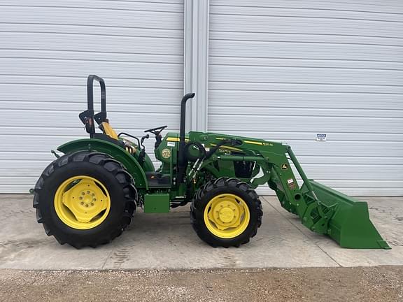 Image of John Deere 5075E equipment image 4