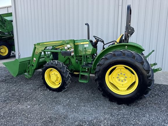 Image of John Deere 5075E equipment image 3