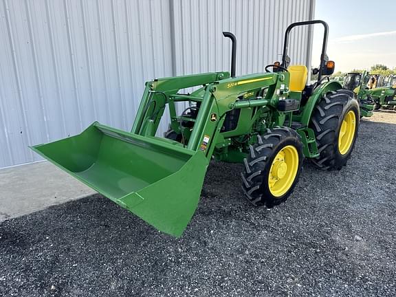 Image of John Deere 5075E equipment image 4