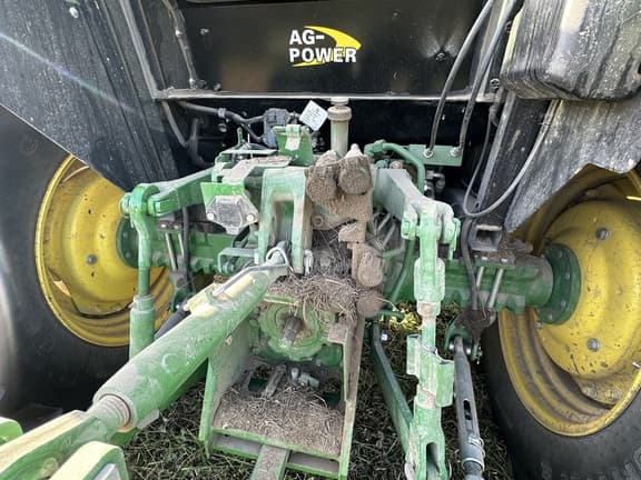 Image of John Deere 5075E equipment image 3