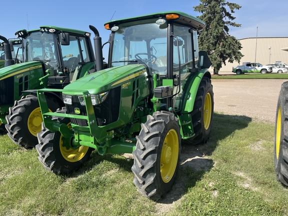 Image of John Deere 5075E equipment image 1