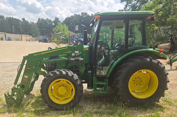 2023 John Deere 5075E Equipment Image0