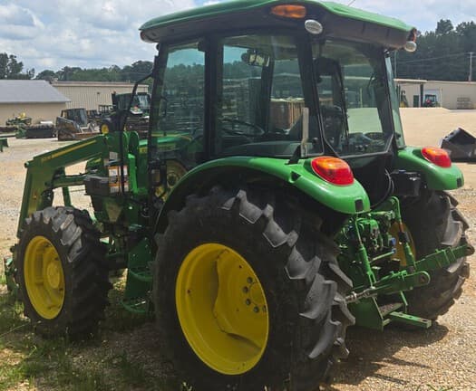 Image of John Deere 5075E equipment image 2