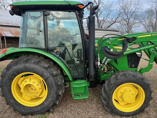 Image of John Deere 5075E equipment image 3